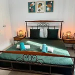 Elite At Ikaria Village Recently Renovated Apartment