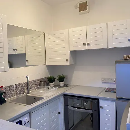 Apartment Elite At Ikaria Village Recently Renovated