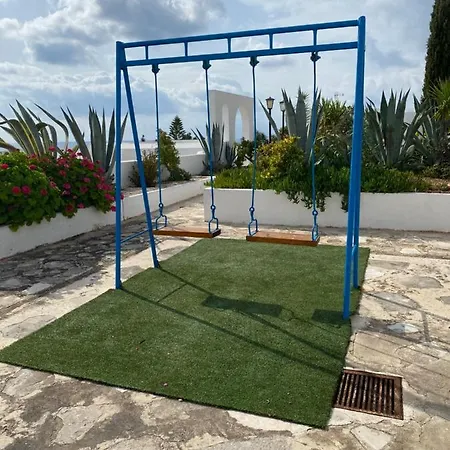 Elite At Ikaria Village Recently Renovated *