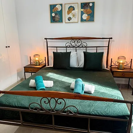 Elite At Ikaria Village Recently Renovated Daire