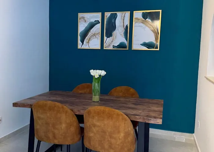 Elite At Ikaria Village Recently Renovated