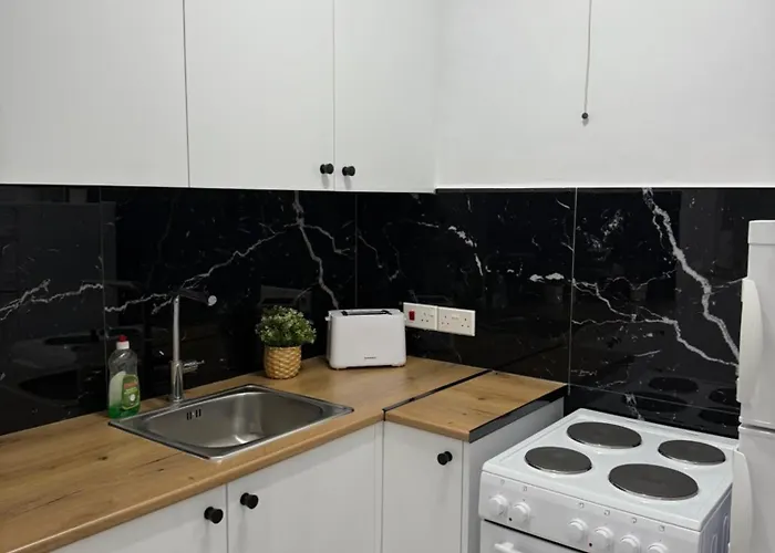 Elite At Ikaria Village Recently Renovated *